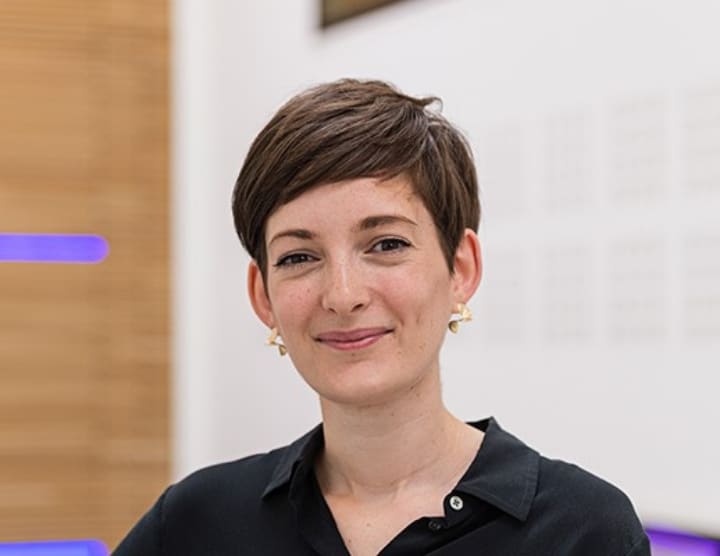 Professional headshot photo of Dr Kirsty Culley