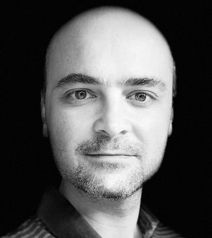 Professional headshot photo of Dr Alper Akay