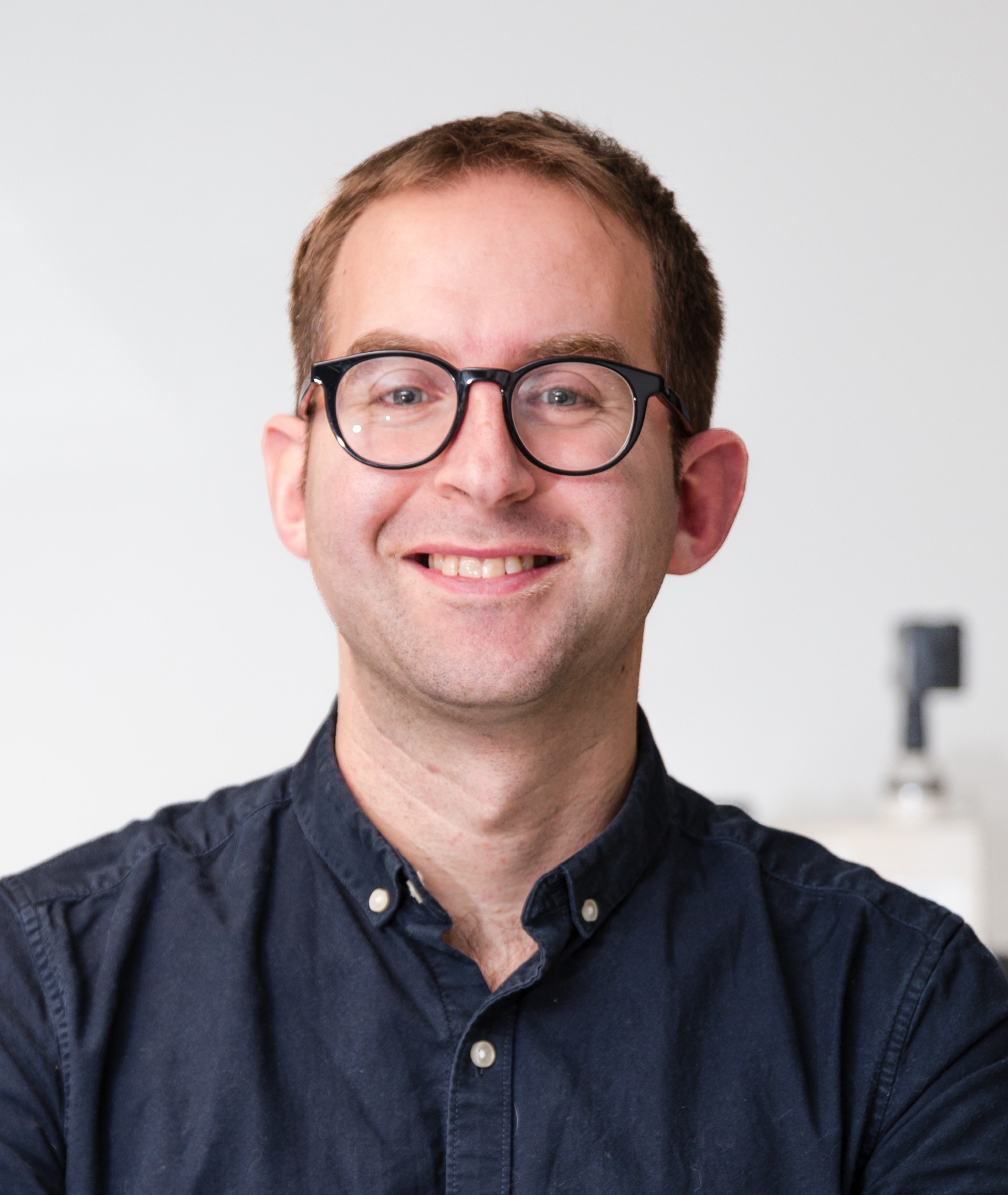 Professional headshot photo of Dr Andrew Truman